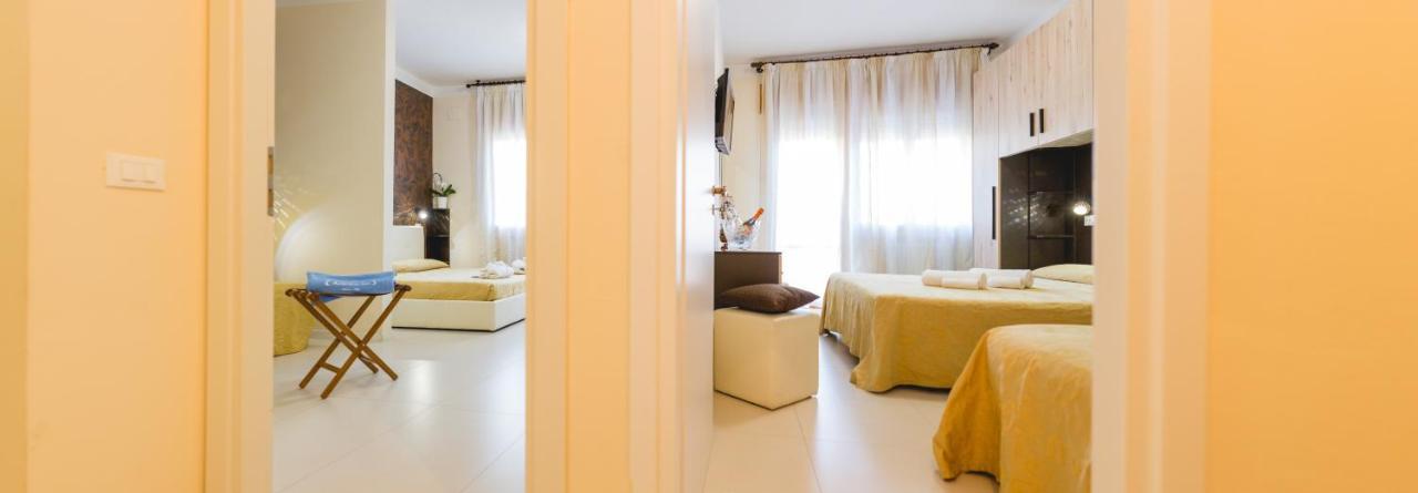 Hotel Augusta Bellaria-Igea Marina Extérieur photo